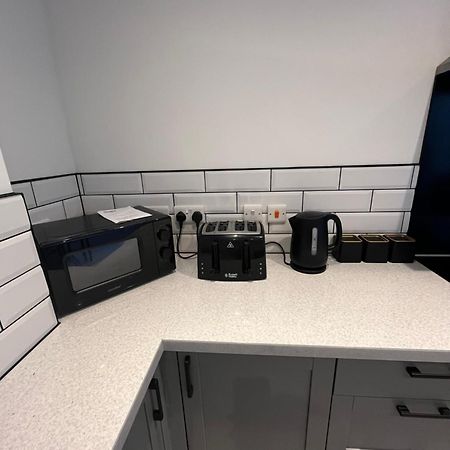 Entire Property In Downham Market, Serviced Accomodation Apartment Luaran gambar